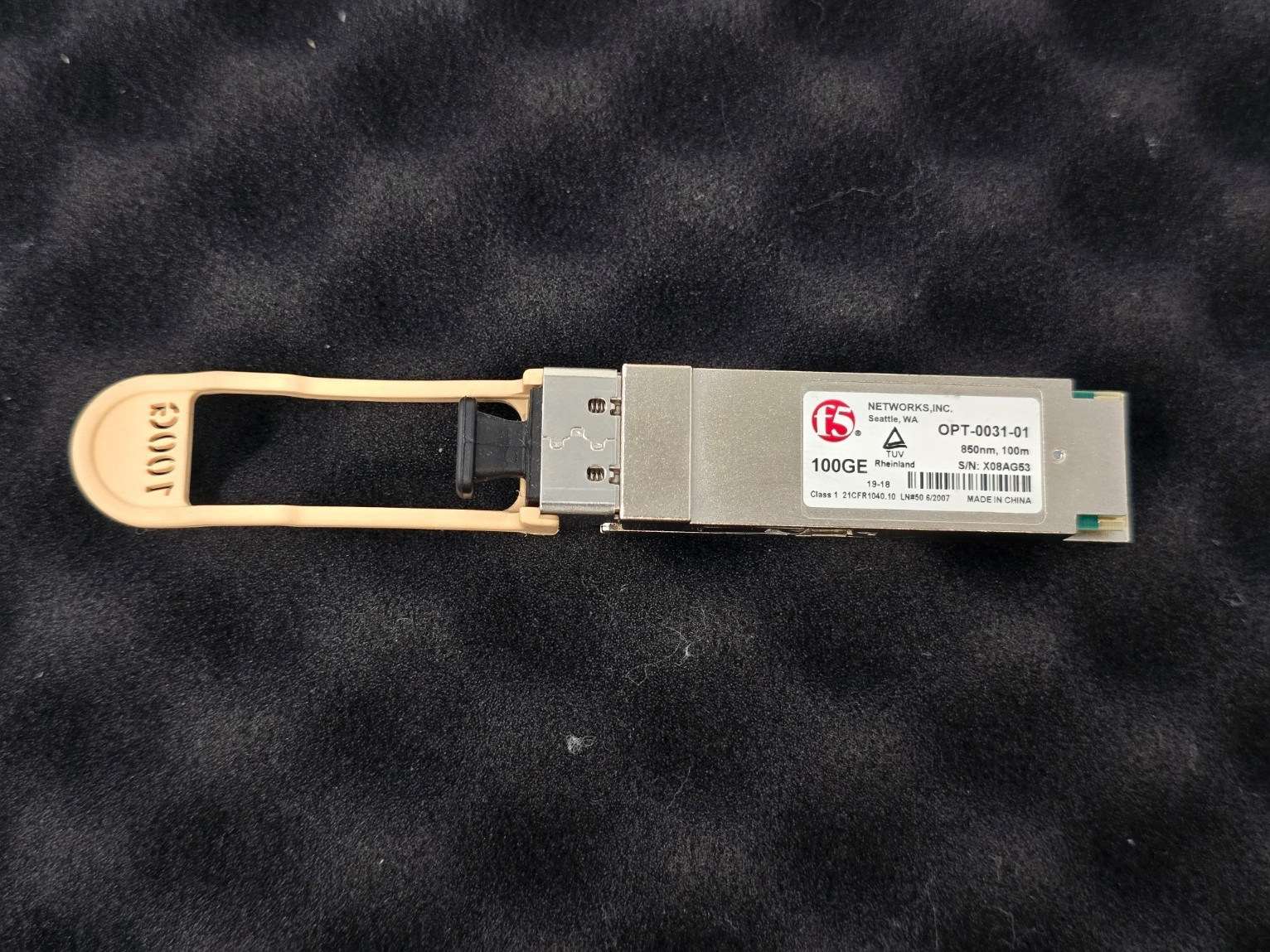 F5 Networks F5-UPG-QSFP28-SR4 100GBASE-SR4 100m MPO MMF Transceiver OPT-0031-01