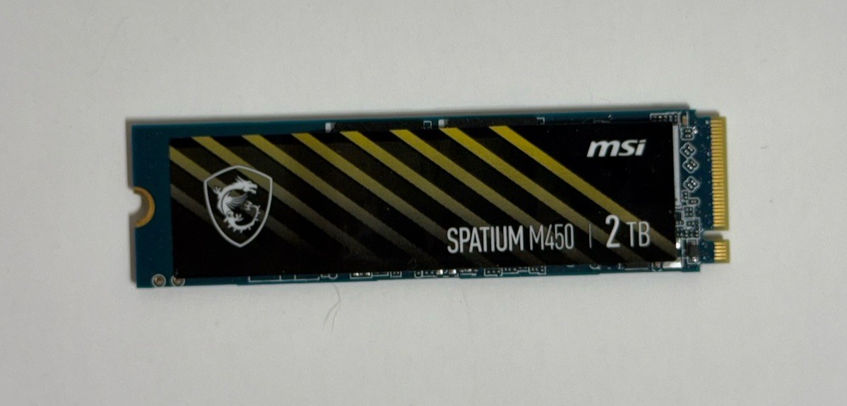 MSI SPATIUM M450 2TB PCIe 4.0 NVMe M.2 SSD Internal SSD (99% Health)