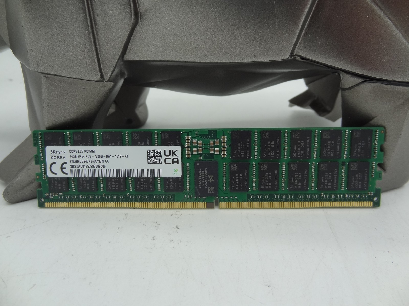 Hynix HMCG94CKBRA438N 64GB DDR5-7200 2RX4 ECC RDIMM