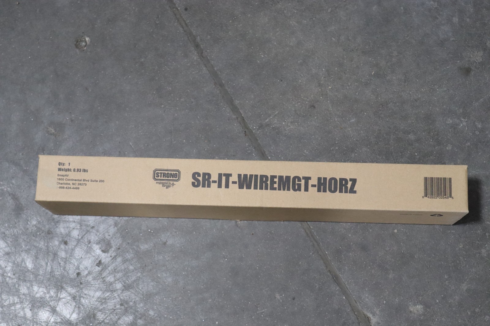 Strong SR-IT-WIREMGT-HORZ Horizontal Wire Management, Black