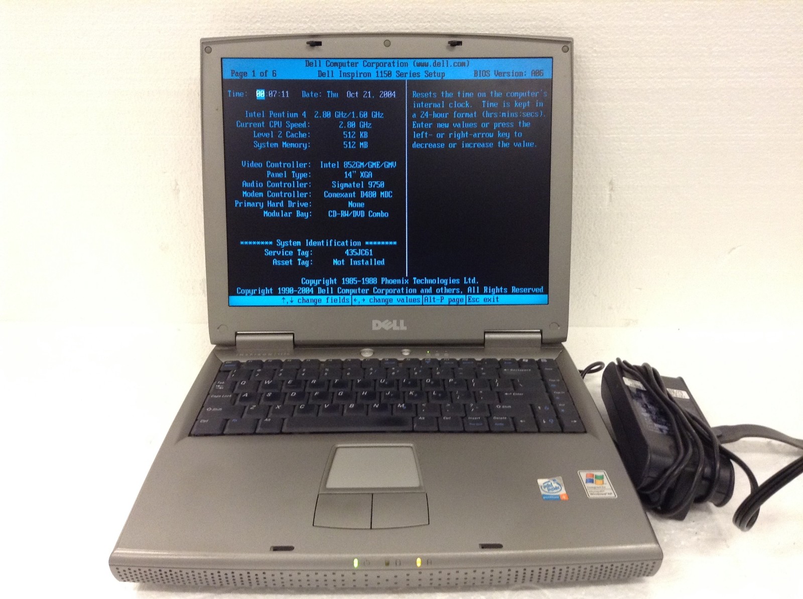 Dell Inspiron 1150 14" XGA Laptop Pentium 4 2.8GHz w/ 512MB RAM No HDD 