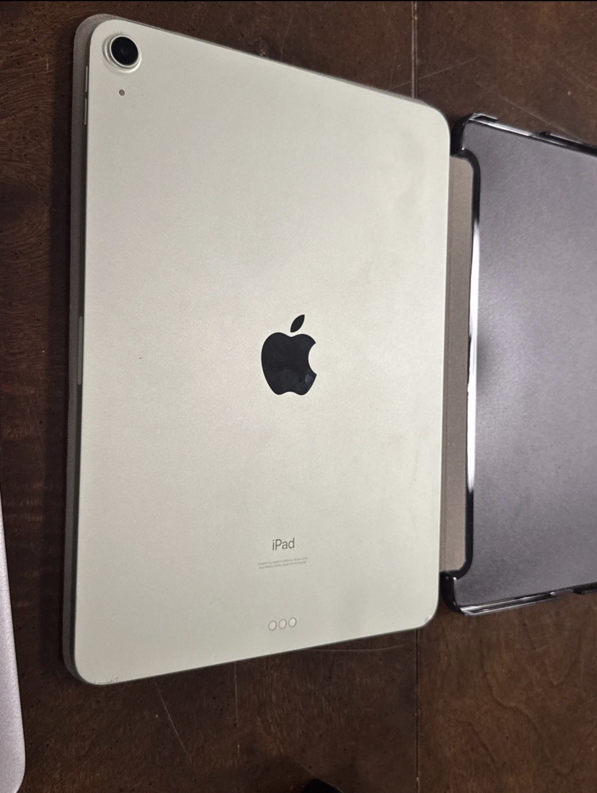 iPad Air Untested As-Is Stuck On Dead Battery for Parts Only