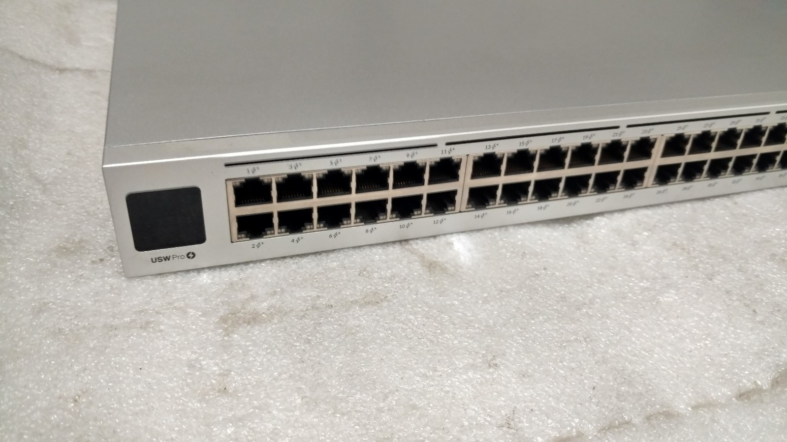 Ubiquiti Networks ‎USW-PRO-48-POE 48 Port Switch