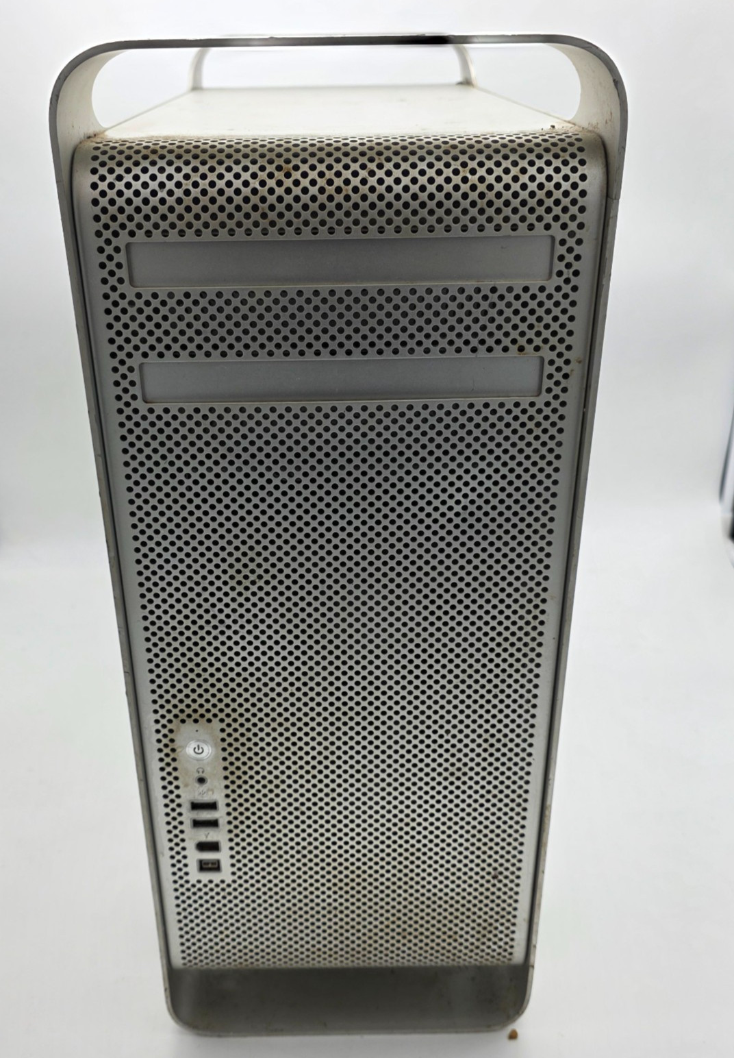 Apple Mac Pro A1186 From 2007 Not Tested **FOR PARTS/NEEDS REPAIR**