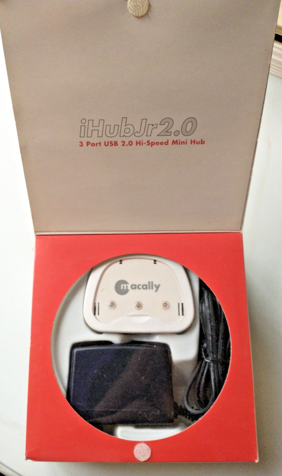 Macally iHub Jr USB 2.0 3-Port Mini Hub U2-HUBJR White NIB