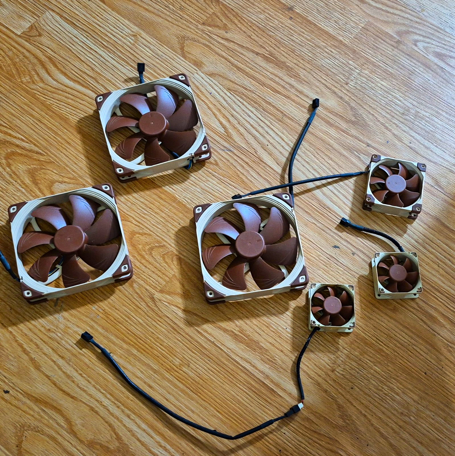 3large 2S 1M Noctua NF-A14/NF-A9/NF-A8 PWM Case Fan Bundle4-Pin 12V 140mm1500RPM