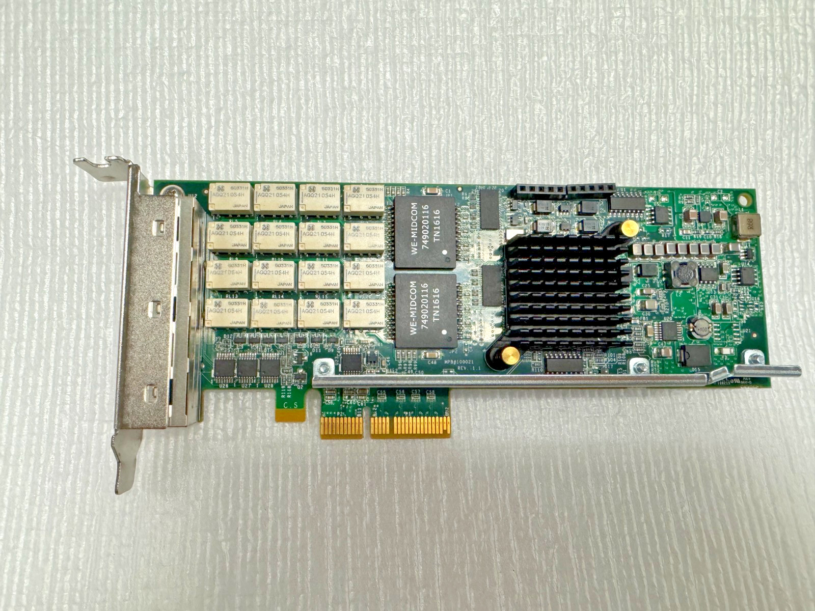Dell VGRDX Silicom PE2G4BPI35LA-SD Quad Port 1GB Network Adapter Half Height