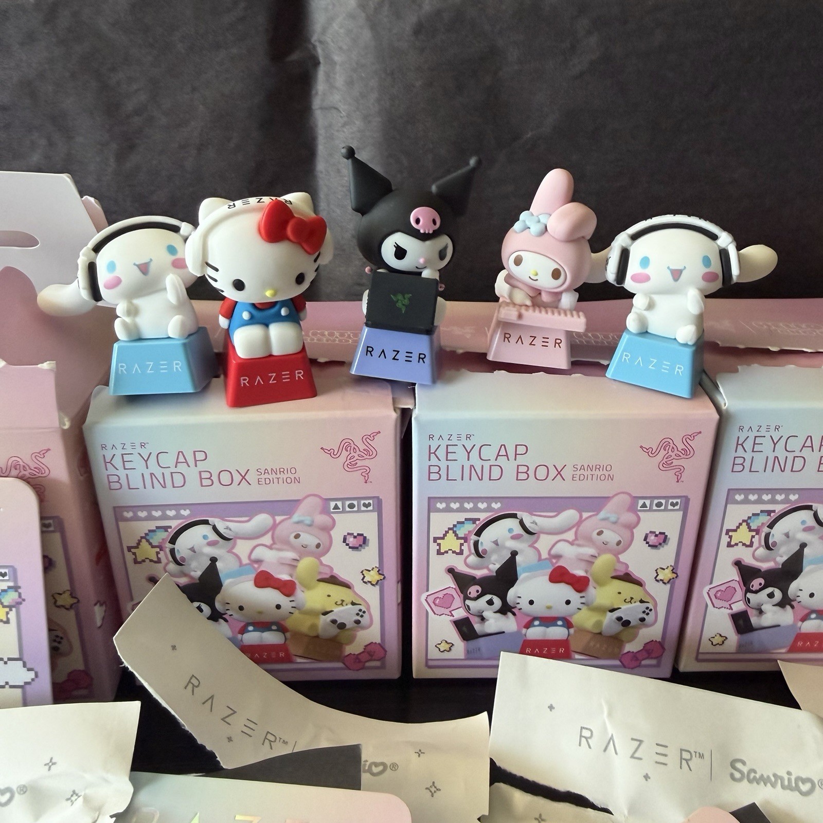🍒💣 Razer Sanrio Keycap Blind Box Collectible Keycap for ONE Box