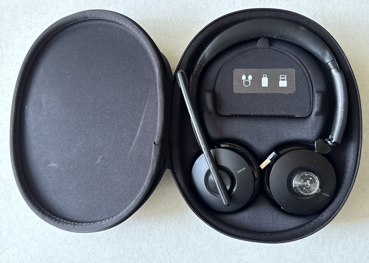 Anker Headband Headset Boom Mic Double Ear-Pad Black Carrying Case