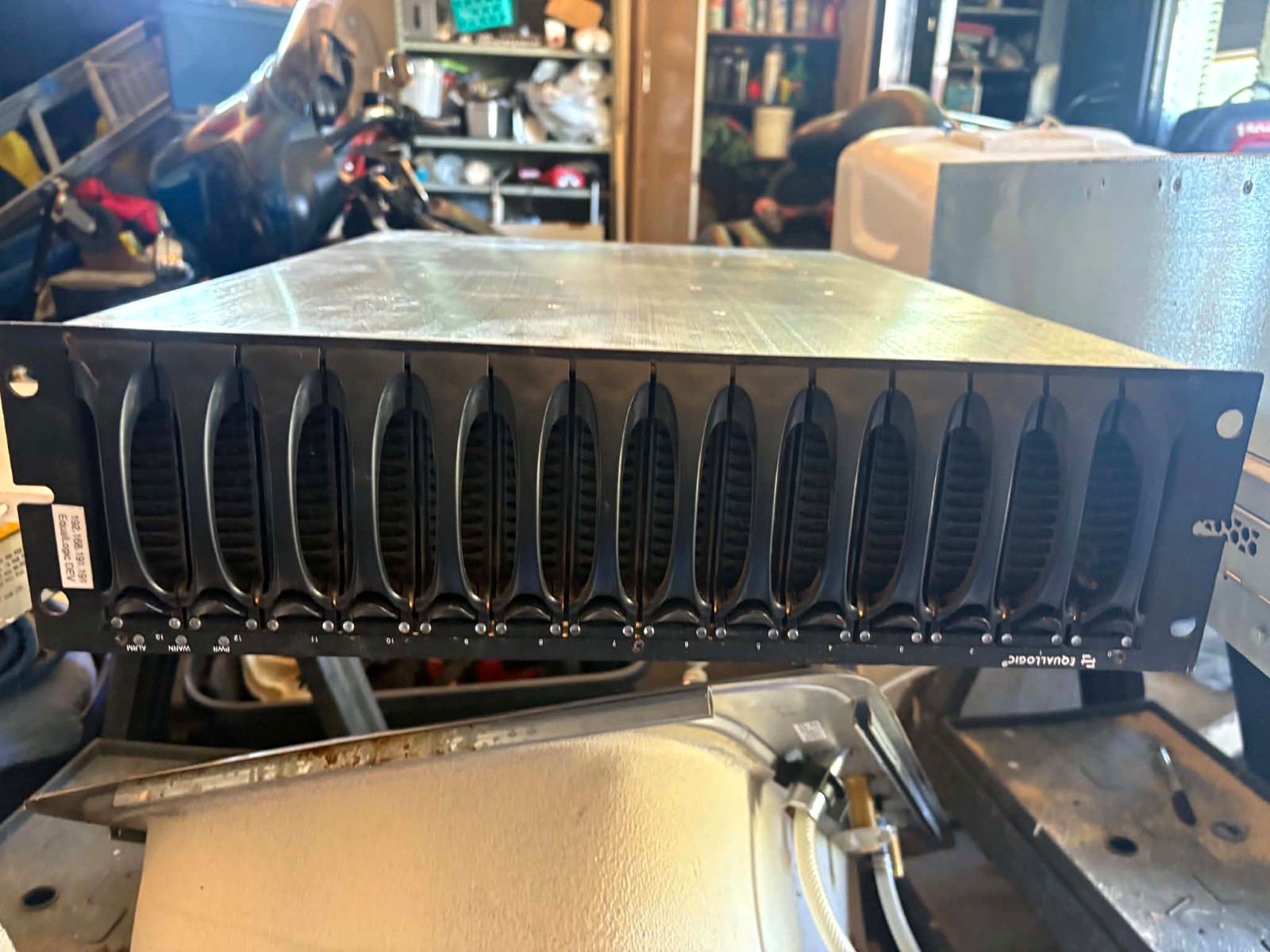EqualLogic Dell EqualLogic Modular SAN Array Rackmount Disk Enclosure