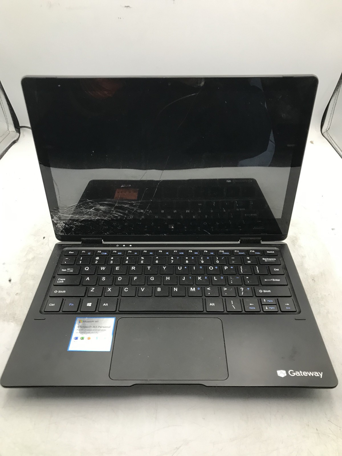 GATEWAY GWTC116 2BK - FOR PARTS/REPAIR - INTEL CELERON N4020 - 4GB RAM -READ- BB