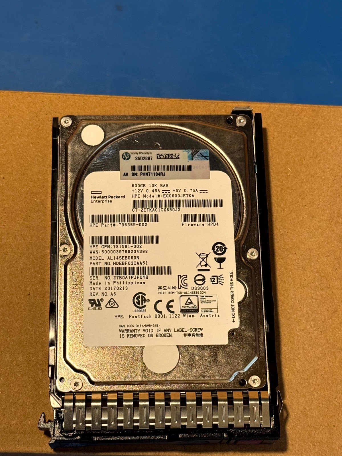 HPE 796365-002 EG0600JETKA 600GB 10K 12G SAS 2.5 SFF HDD Smart Carrier