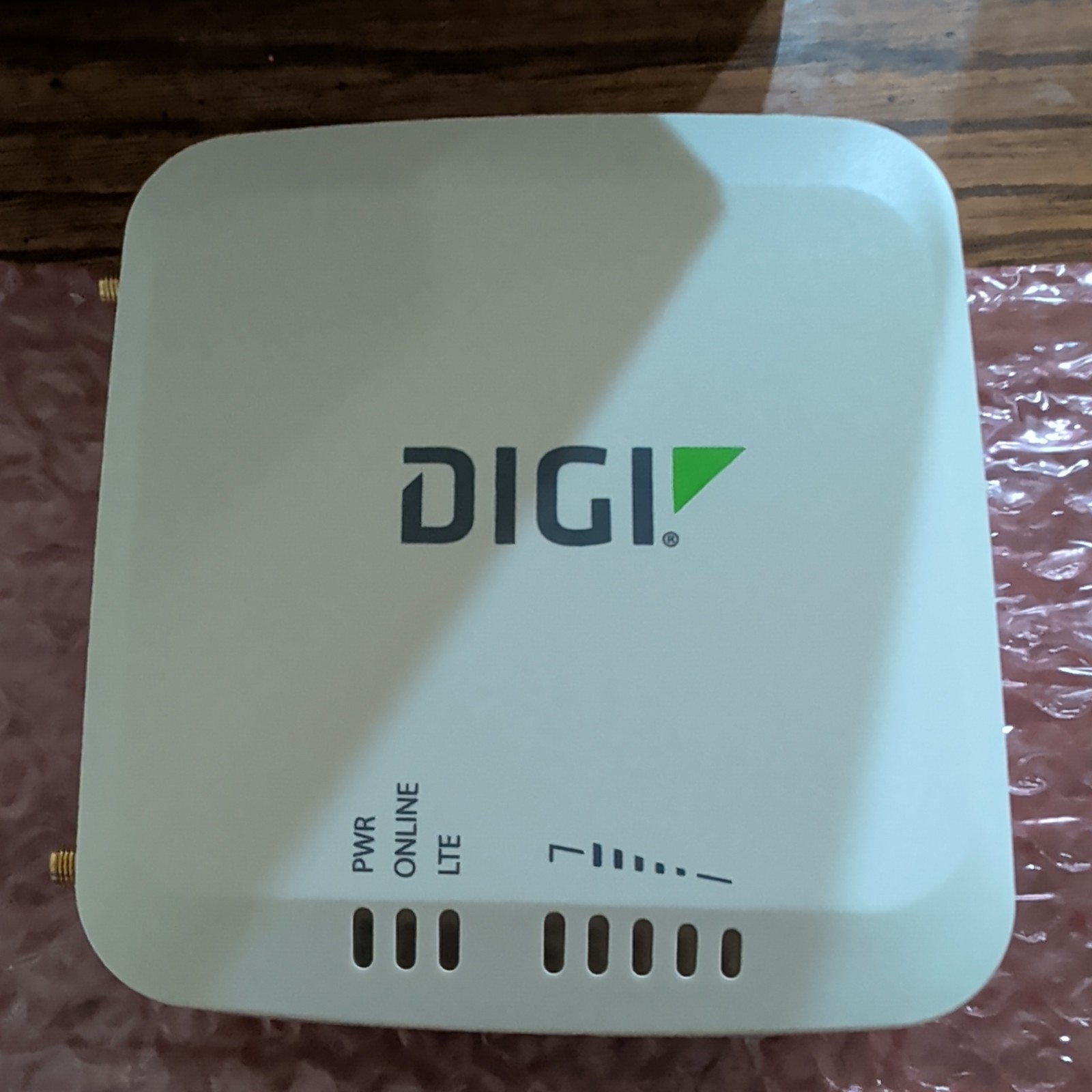 DIGI EX12 LTE Cellular Extender Device, Model EX12, NEW