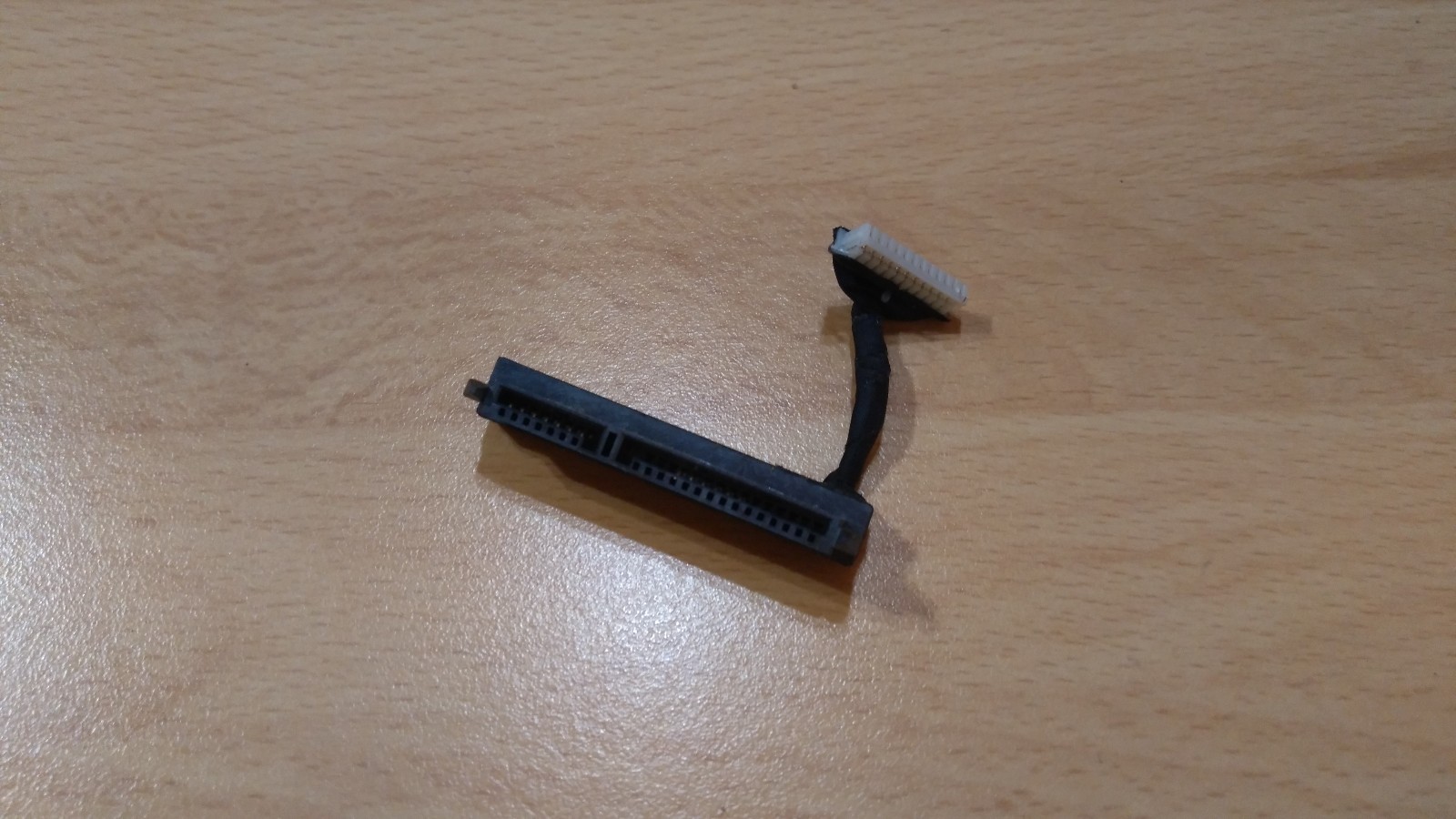 SAMSUNG NP300E5C - 300E Series Flat Ribbon Cable Connector SATA Hard Drive