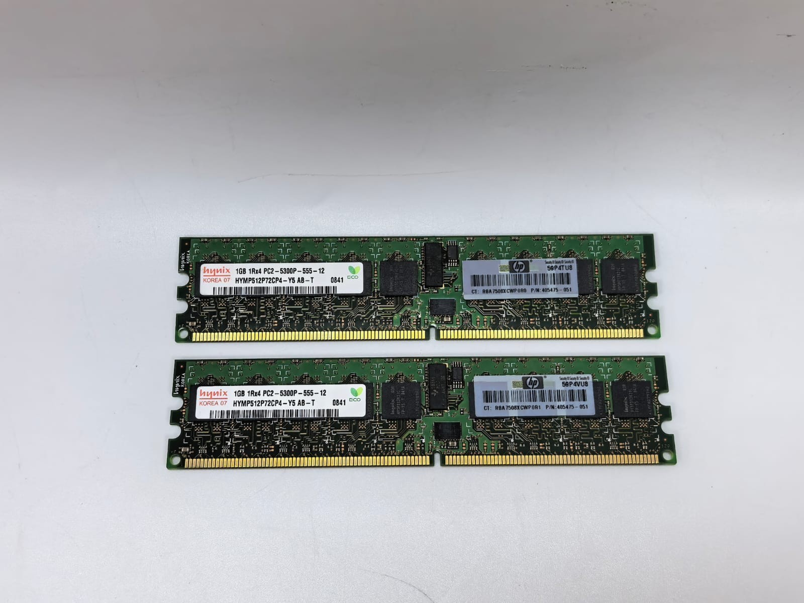 LOT 2 PCS HP 405475-051 1GB 1RX4 PC2-5300P-555-12 