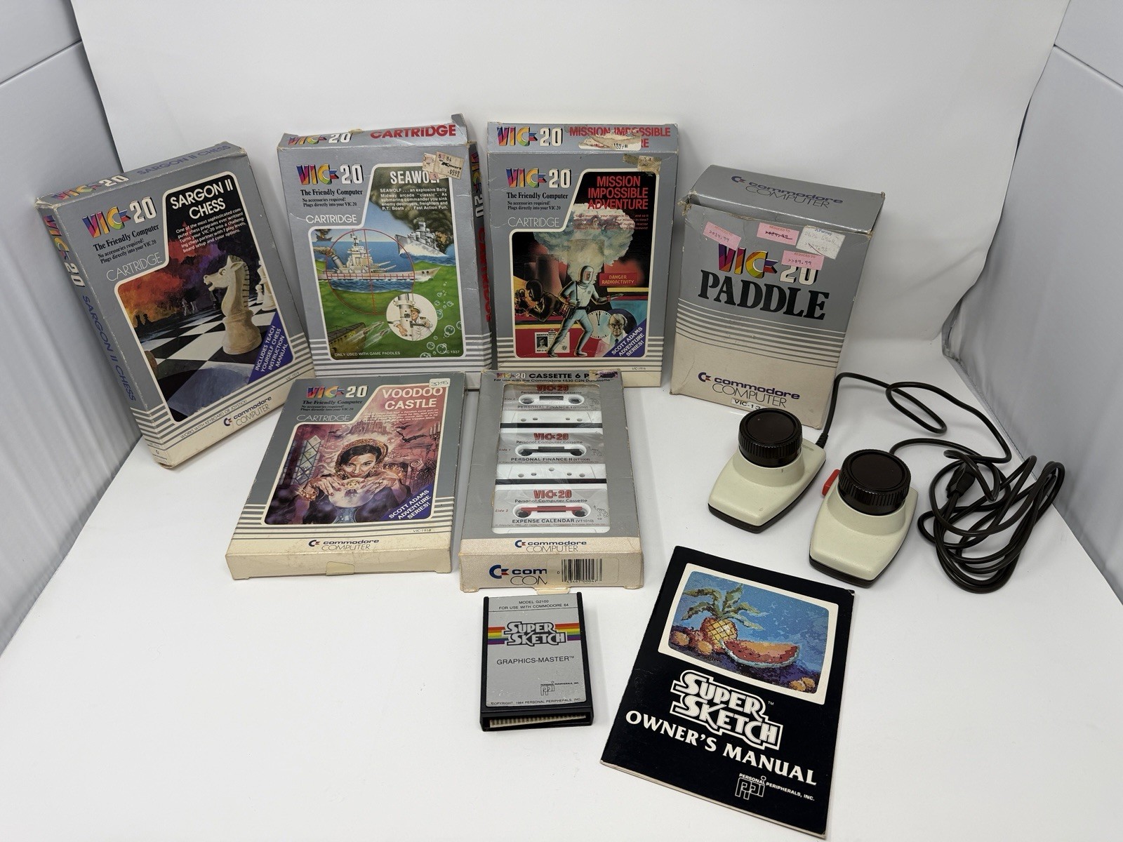 Commodore 64 Computer and Version 1 Games LOT AS-IS Lot of 8 Everything Included