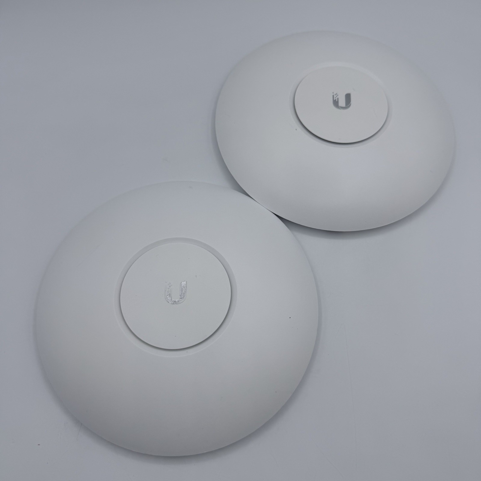 Lot of 2 Ubiquiti UniFi UAP-AC-PRO Dual Band Wireless Access Points PoE