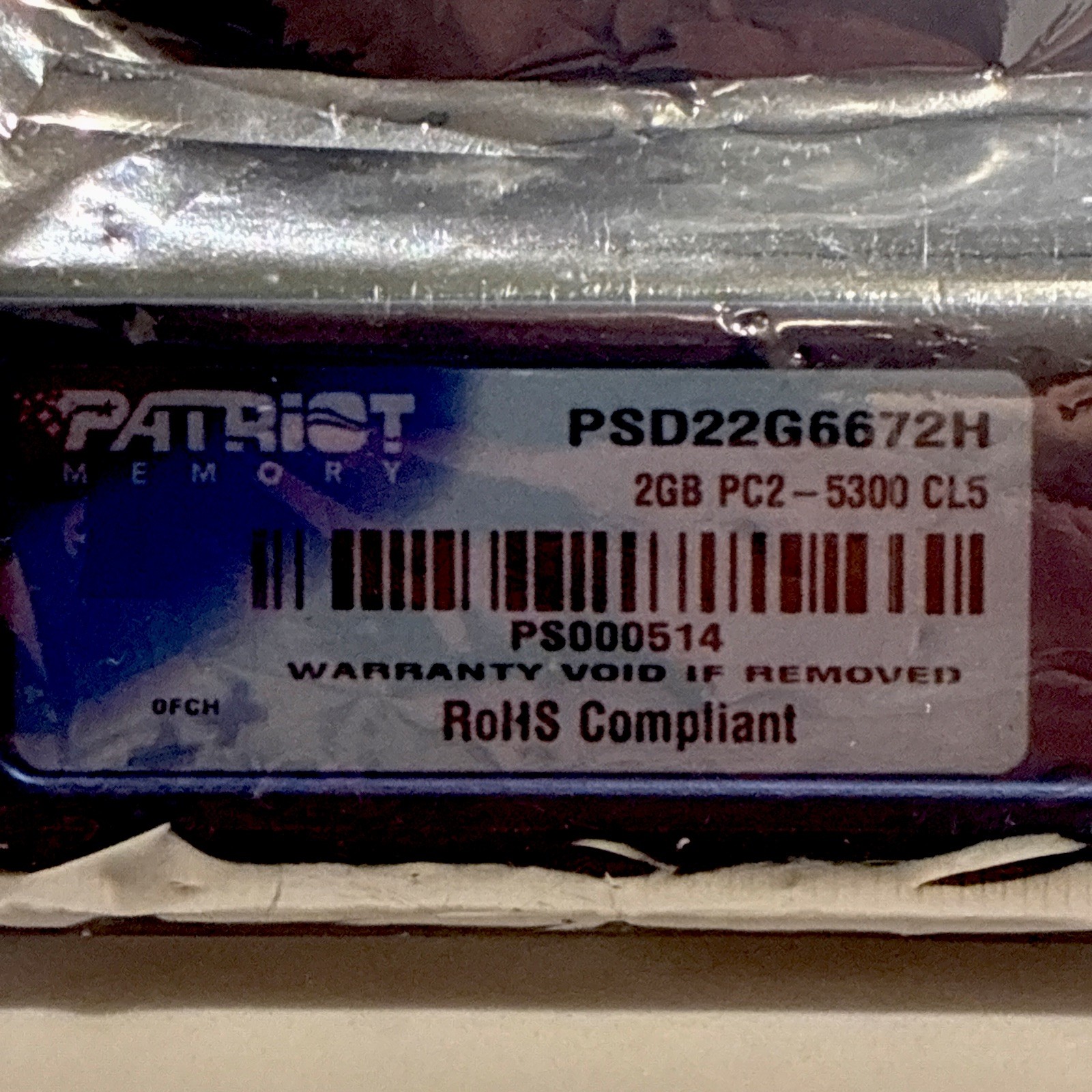 New Patriot Memory 2Gb PC2 - 5300 667 MHz CL5 DDR2 Memory Module # PSD22G6672H
