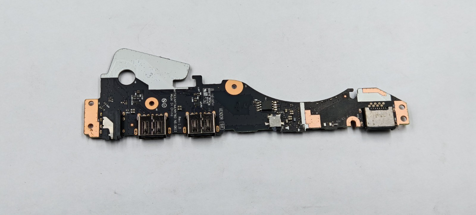 New For Legion Pro 5 16IAX10 83F3 5 16IAX10 83NX USB IO Board 5C50S25892 NS-G582