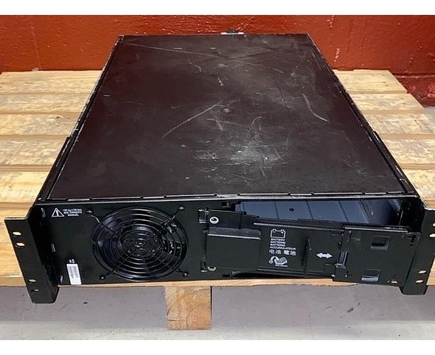 AS-IS APC Smart UPS SURT6000XLT (DAMAGED)
