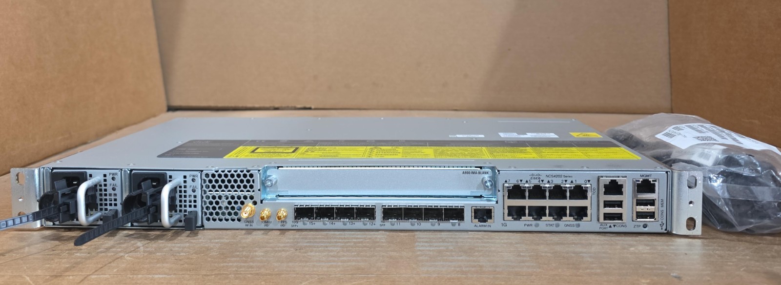 Cisco NCS4202-SA 4x10GE 12x GE/FE 1 IM Slot Network Converged System Router AC