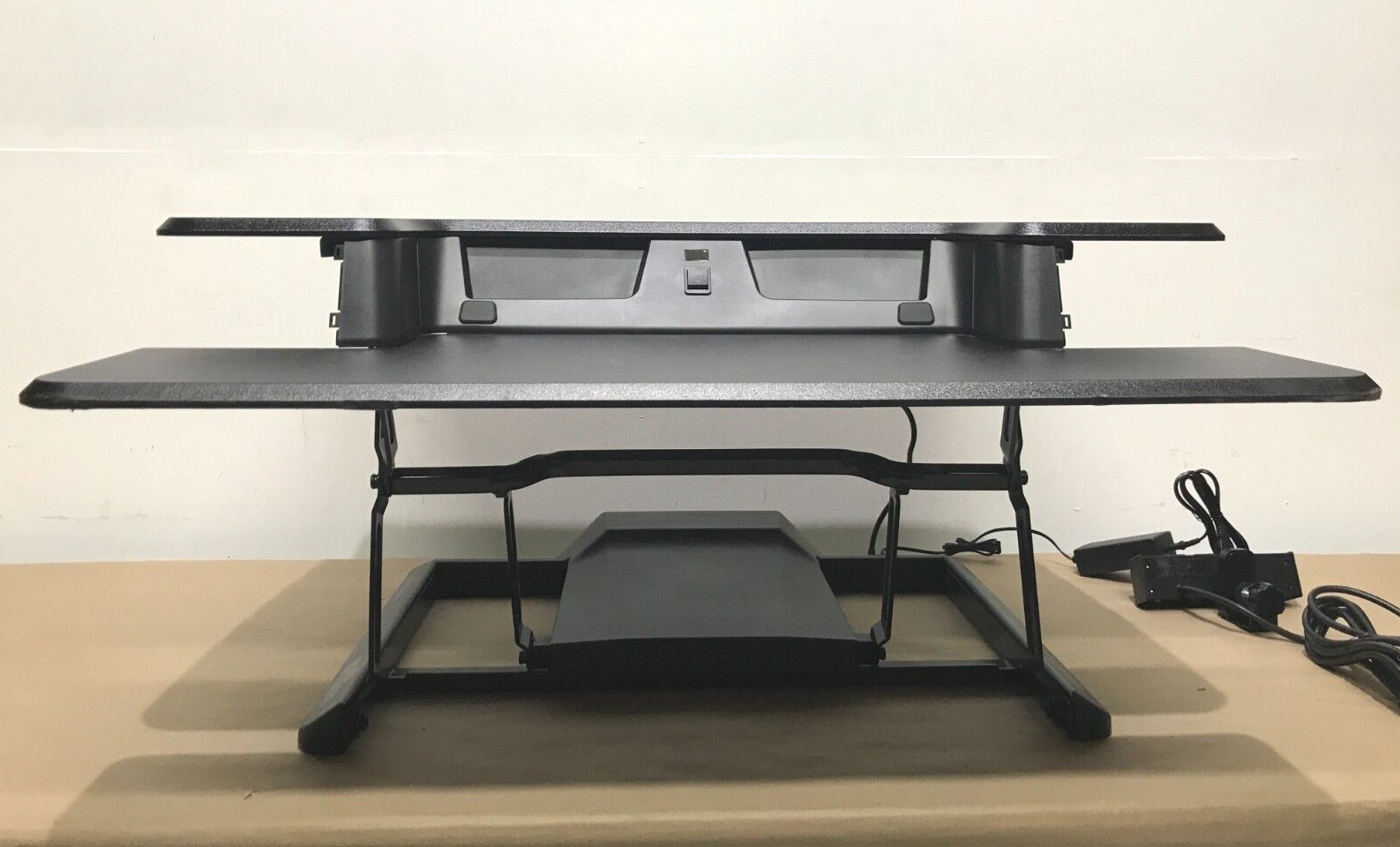 VARIDESK Height Adjustable Converter Pro Plus 36 Electric & Power Hub ✅❤️️✅Read