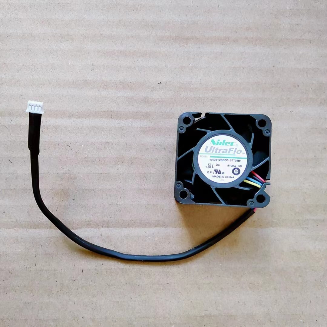 NEW NIDEC W40S12BGD5-07T08B1 40x40x28mm 12V 1A Super Micro server cooling fan