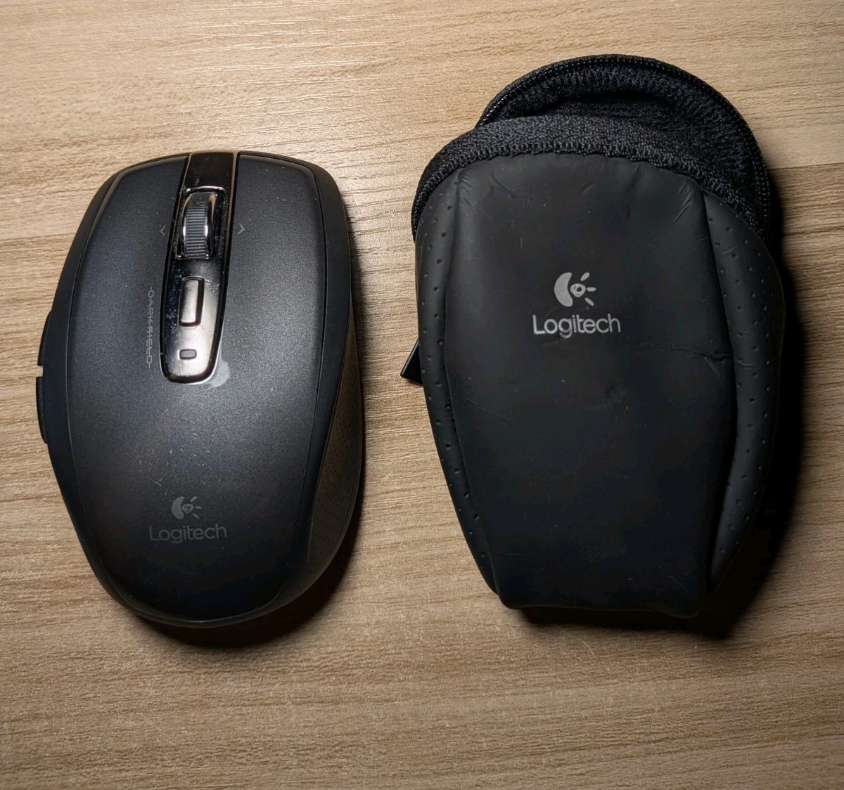 Logitech Anywhere MX (M-R0001) Darkfield Wireless Mouse No Dongle TESTED WORKING