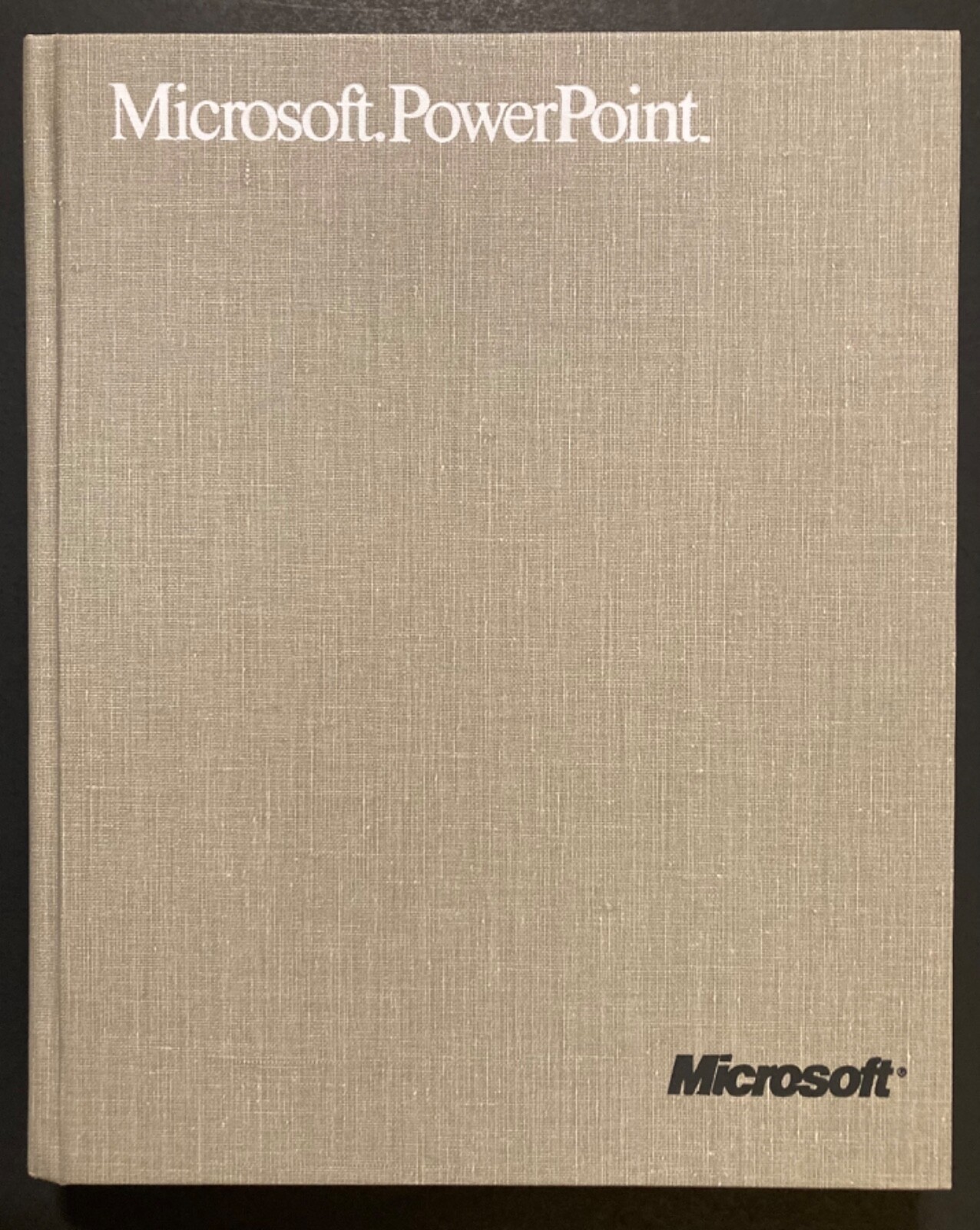 1988 Hardcover MICROSOFT POWERPOINT USER'S MANUAL for the APPLE MACINTOSH #01551