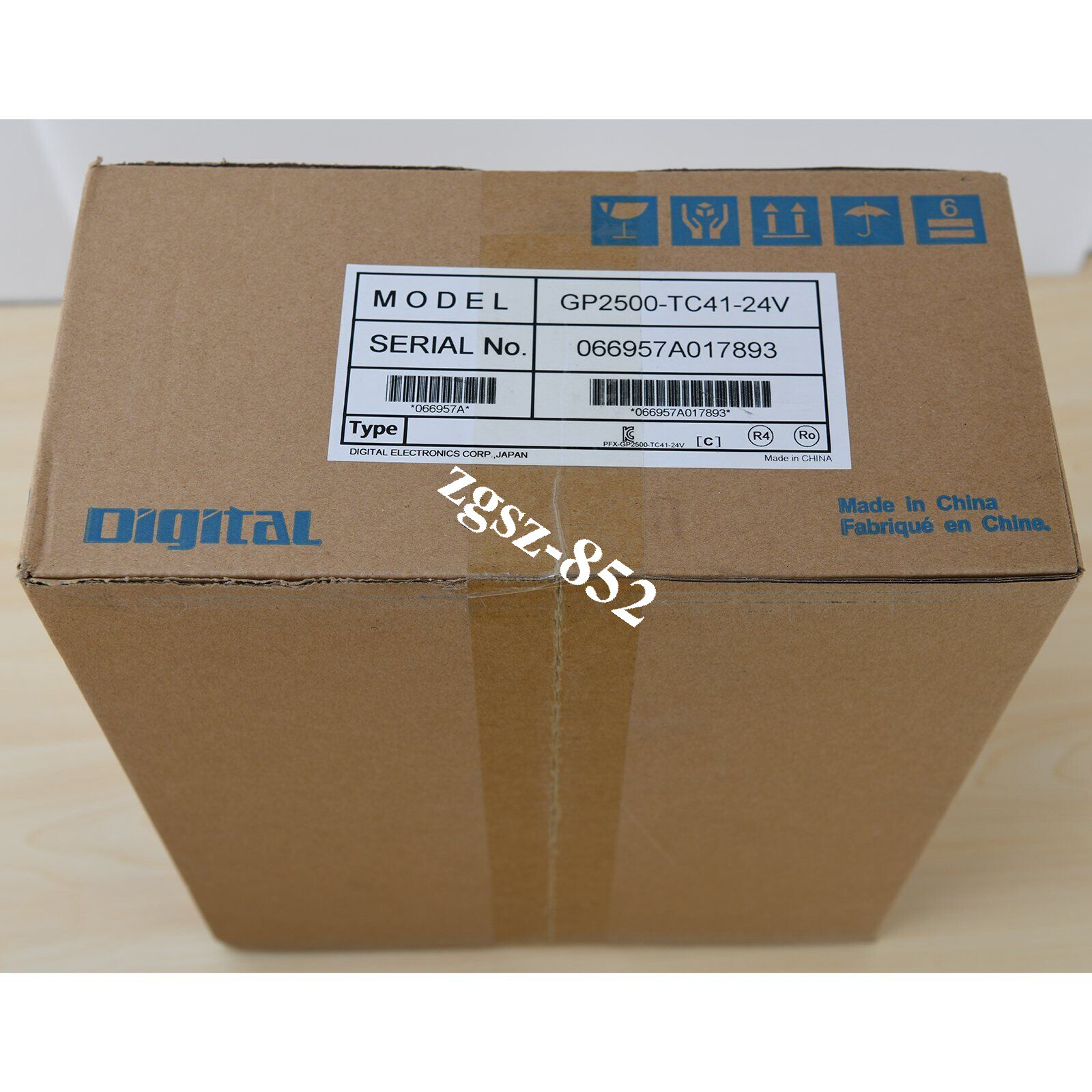 One New PRO-FACE GP2500-TC41-24V Touch Panel Proface Brand New FedEx or DHL