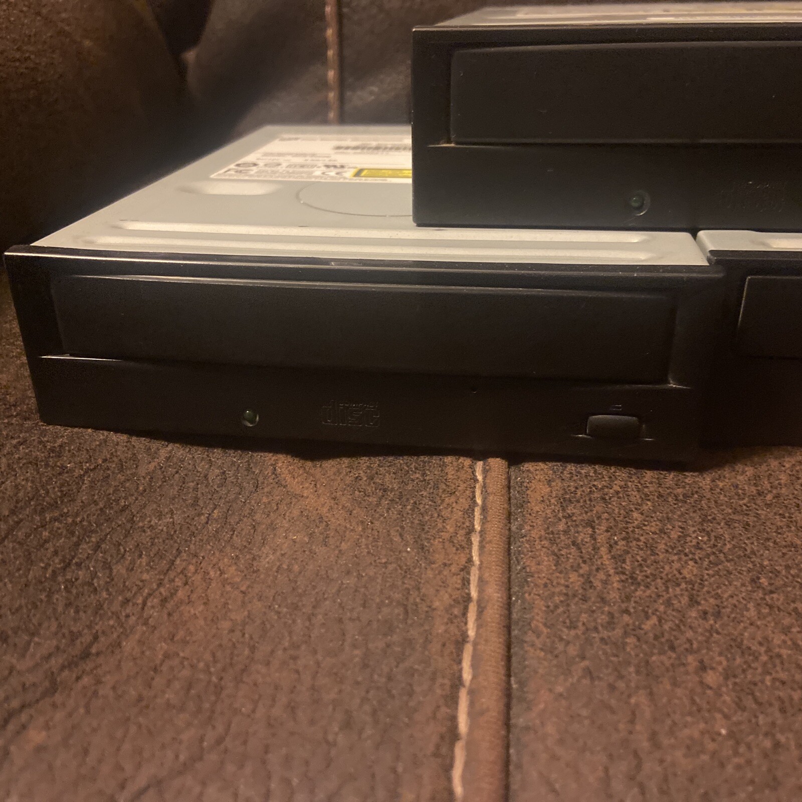 LOT 3 HL Data Storage CD-ROM Drives Dell Gateway EARLY 2000’s