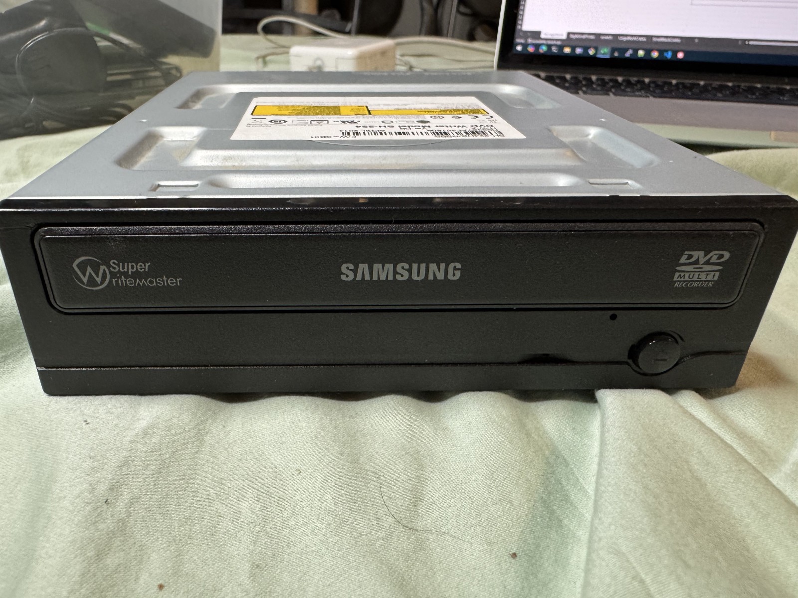 Samsung Toshiba SH-224DB/RSBS Internal DVD Writer Model SH-224