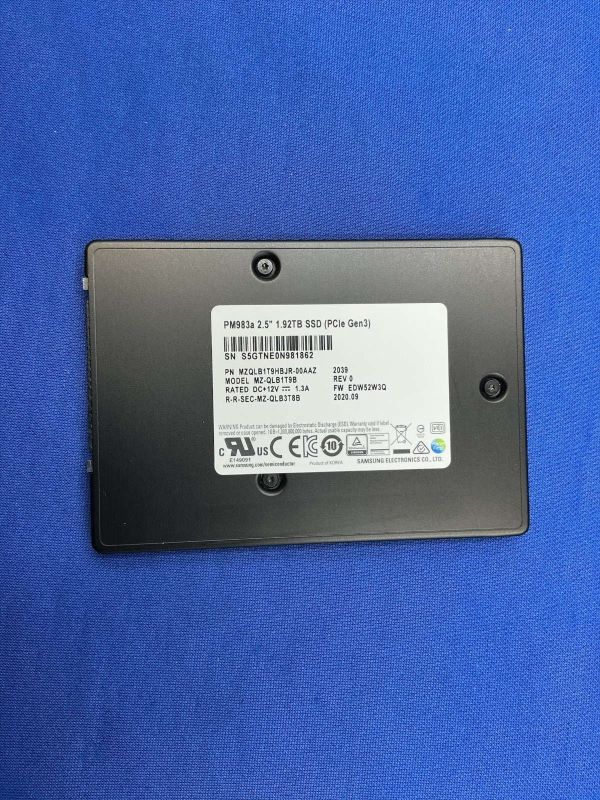MZ-QLB1T9B Samsung 1.92TB PM983a Series PCIe 3.0 x4 NVMe SSD MZQLB1T9HBJR