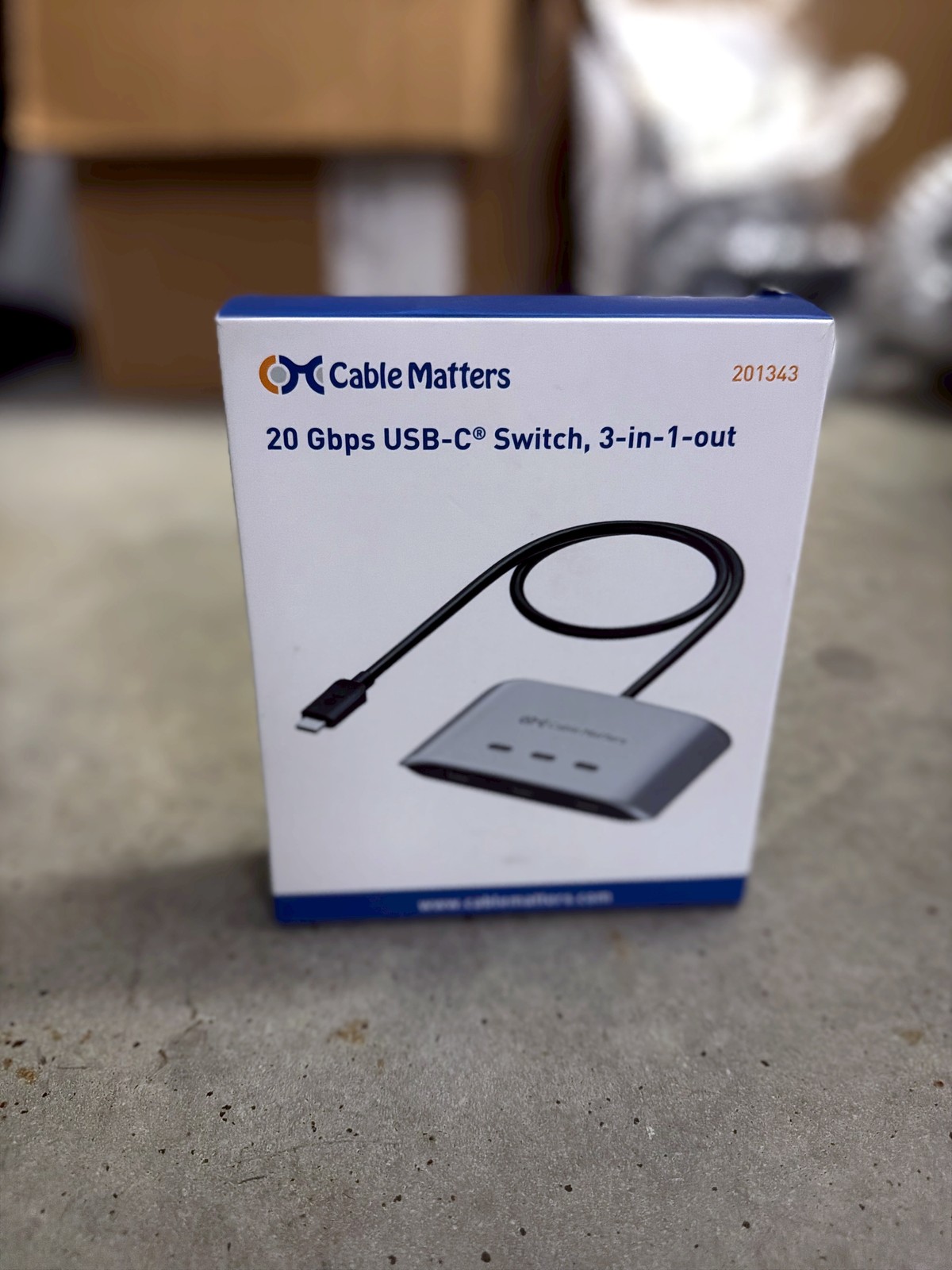 Cable Matters 20Gbps USB C KVM Switch, 3-in-1-Out, 140W PD Charging