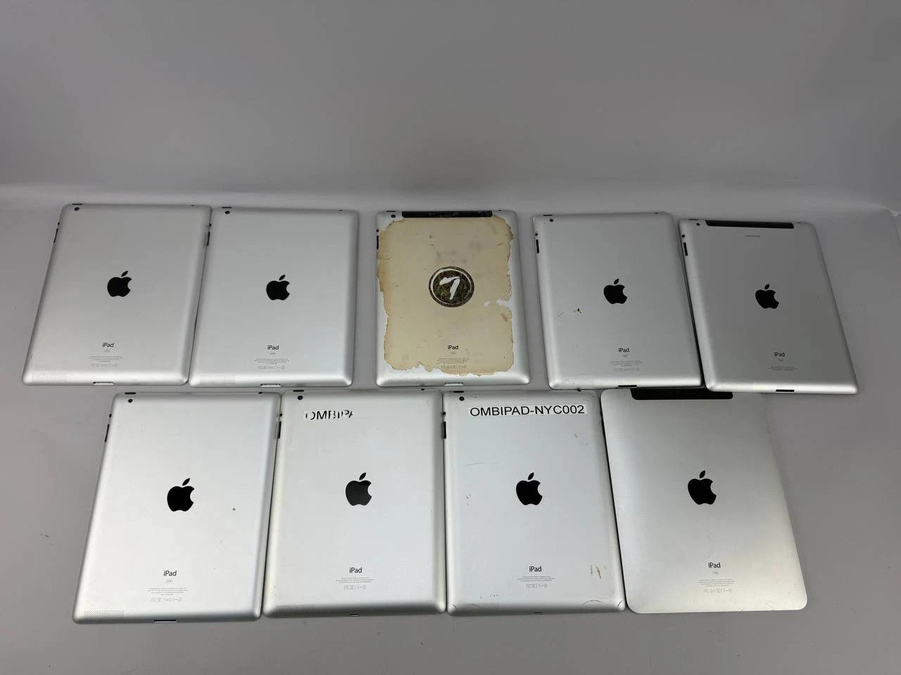 Lot of 9 Apple iPad 2x A1458 2x A1416 2x A1395 1x A1430 1x A1337 1x A1397