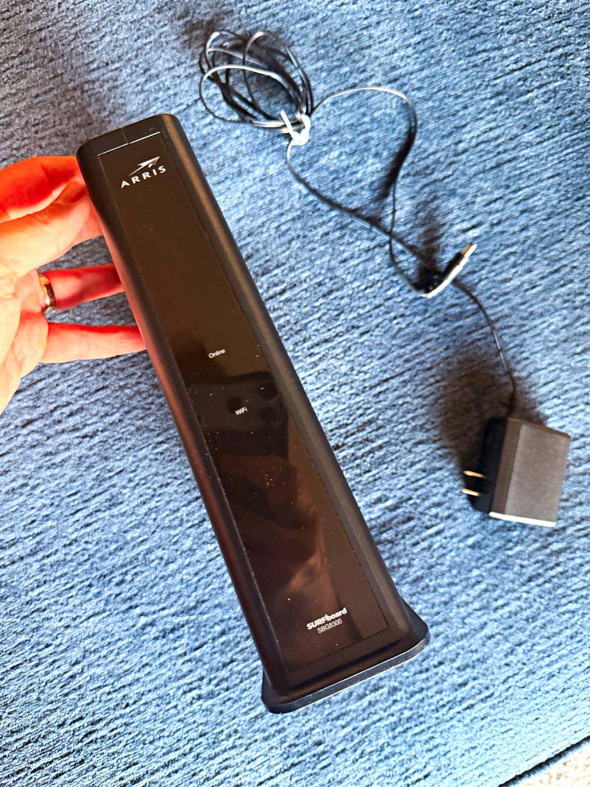 ARRIS SURFboard SBG8300 DOCSIS 3.1 Dual-Band WiFi Cable Modem Router Black