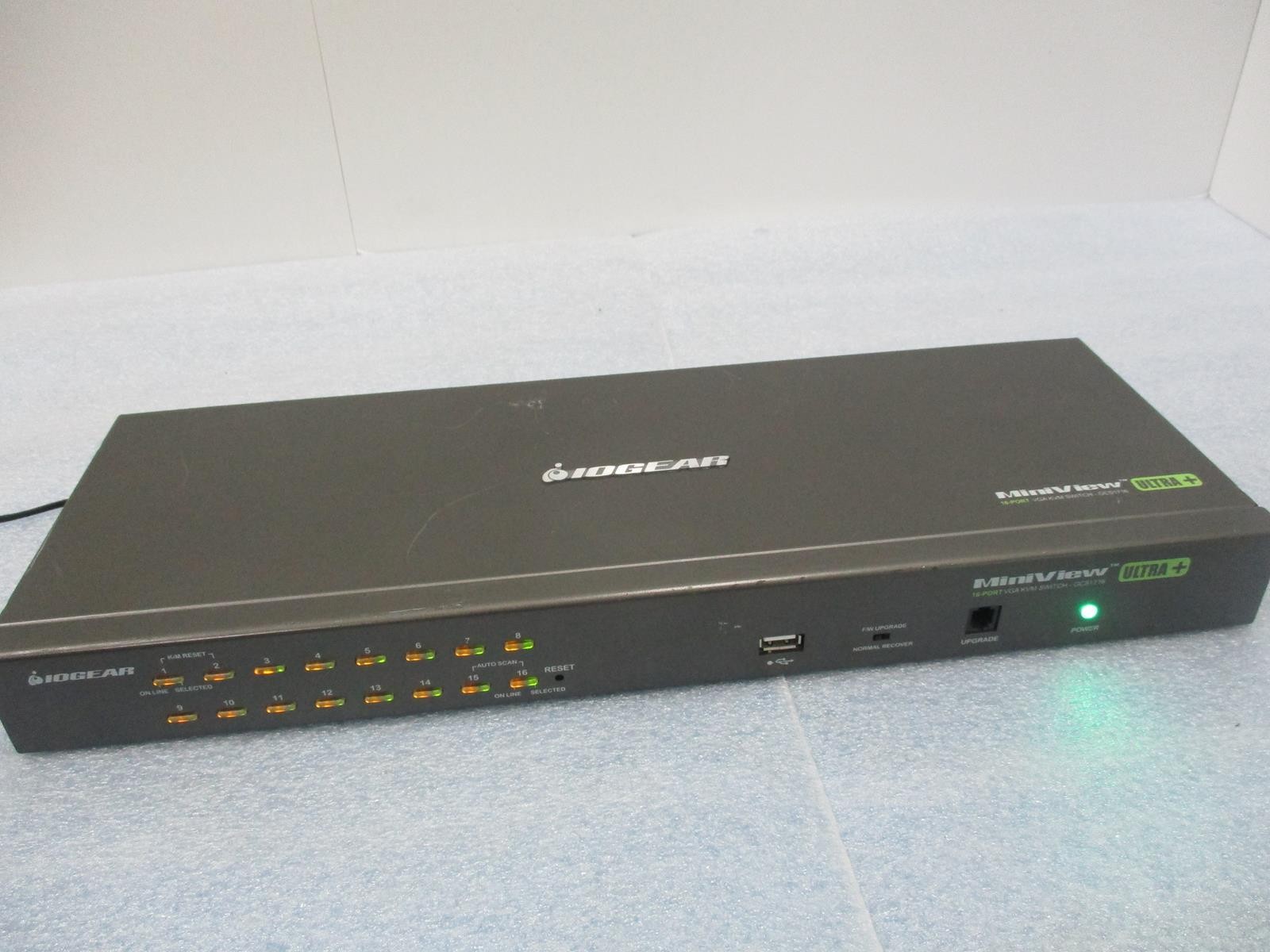 IOGEAR GCS1716 MiniView Ultra+ 16-Port VGA KVM Switch No AC Adaptor