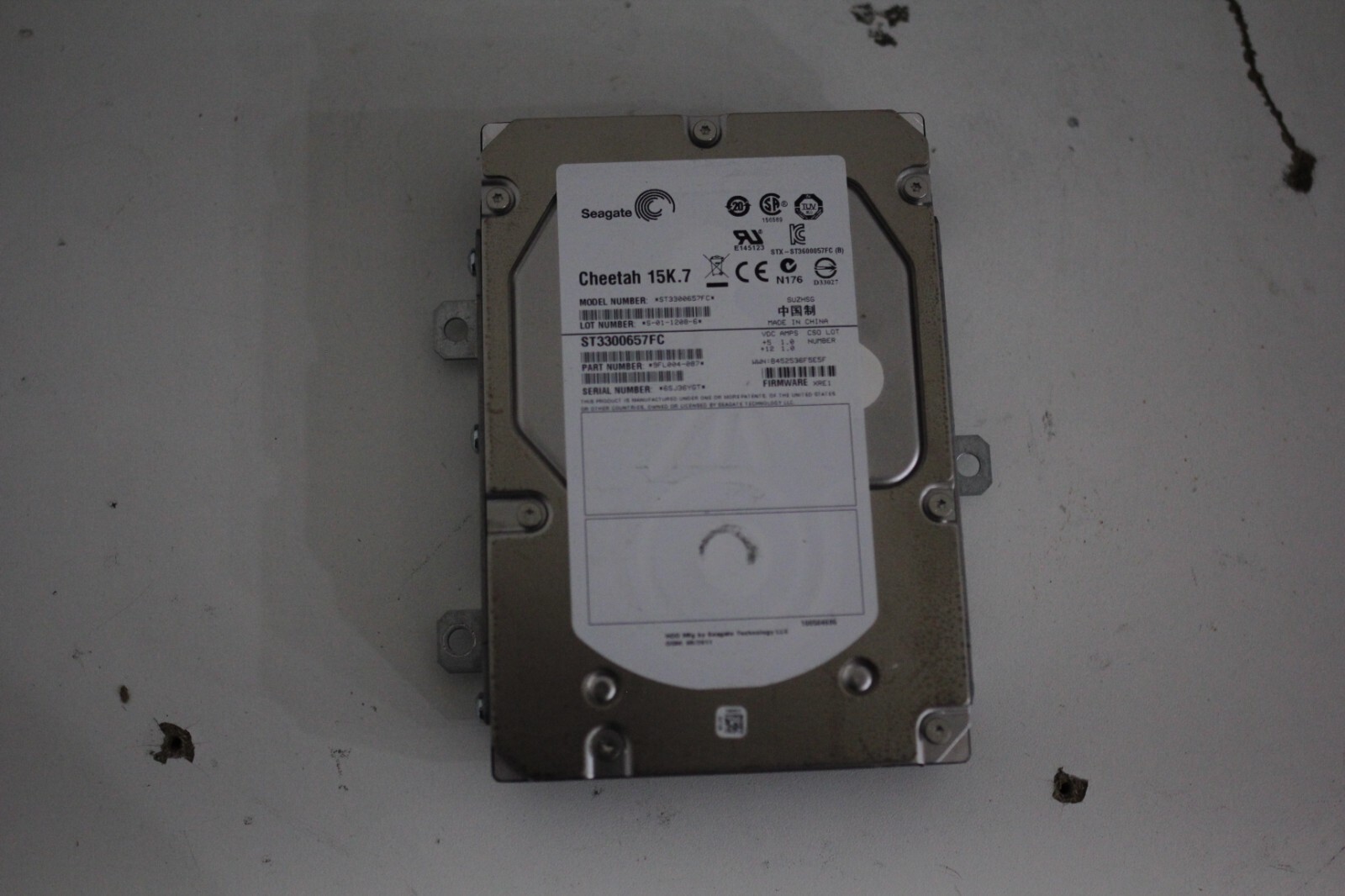Seagate Cheetah 300 GB,Internal,15000 RPM,3.5" (ST3300657FC) Hard Drive