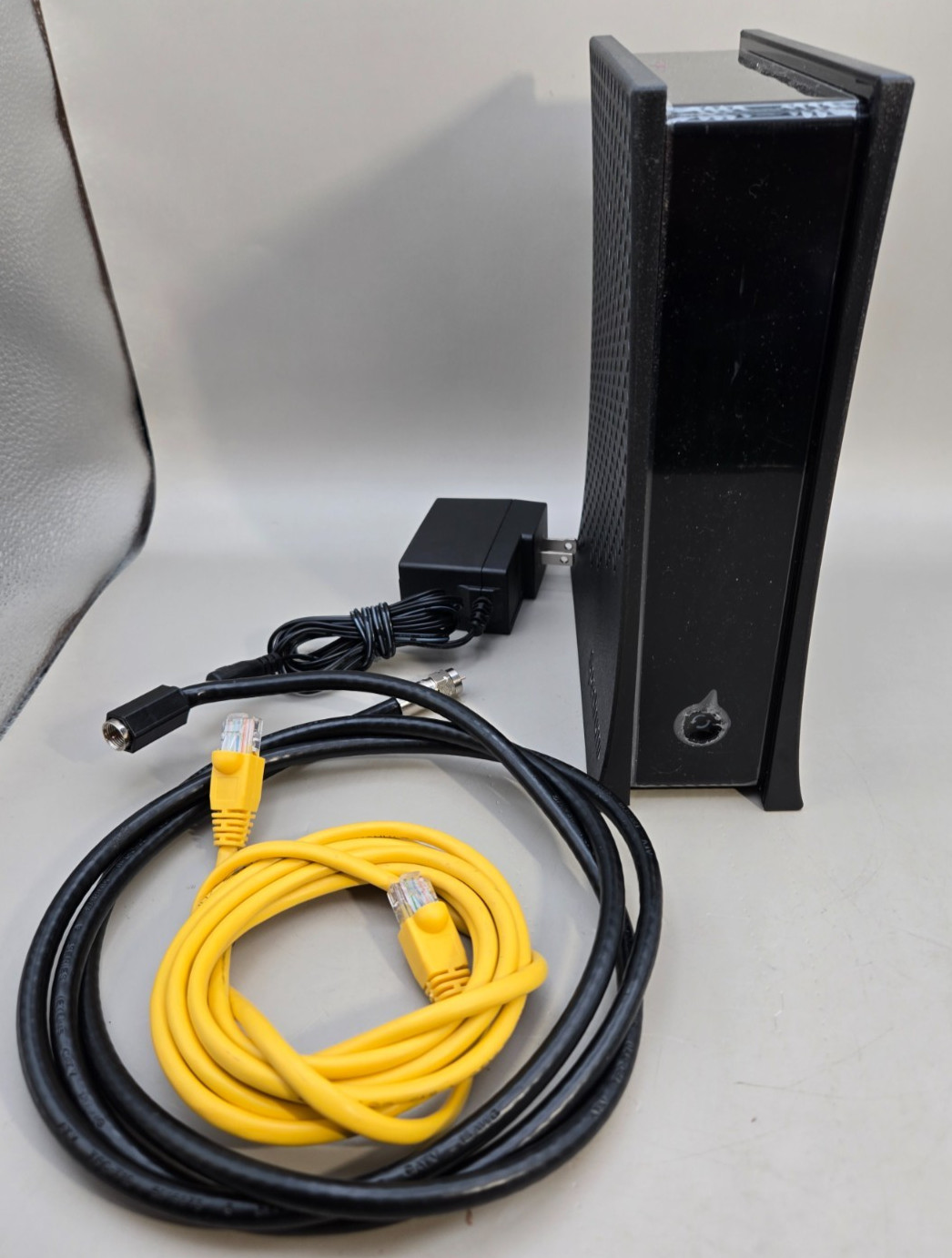 Spectrum Modem EU 2251 Power On Test Good