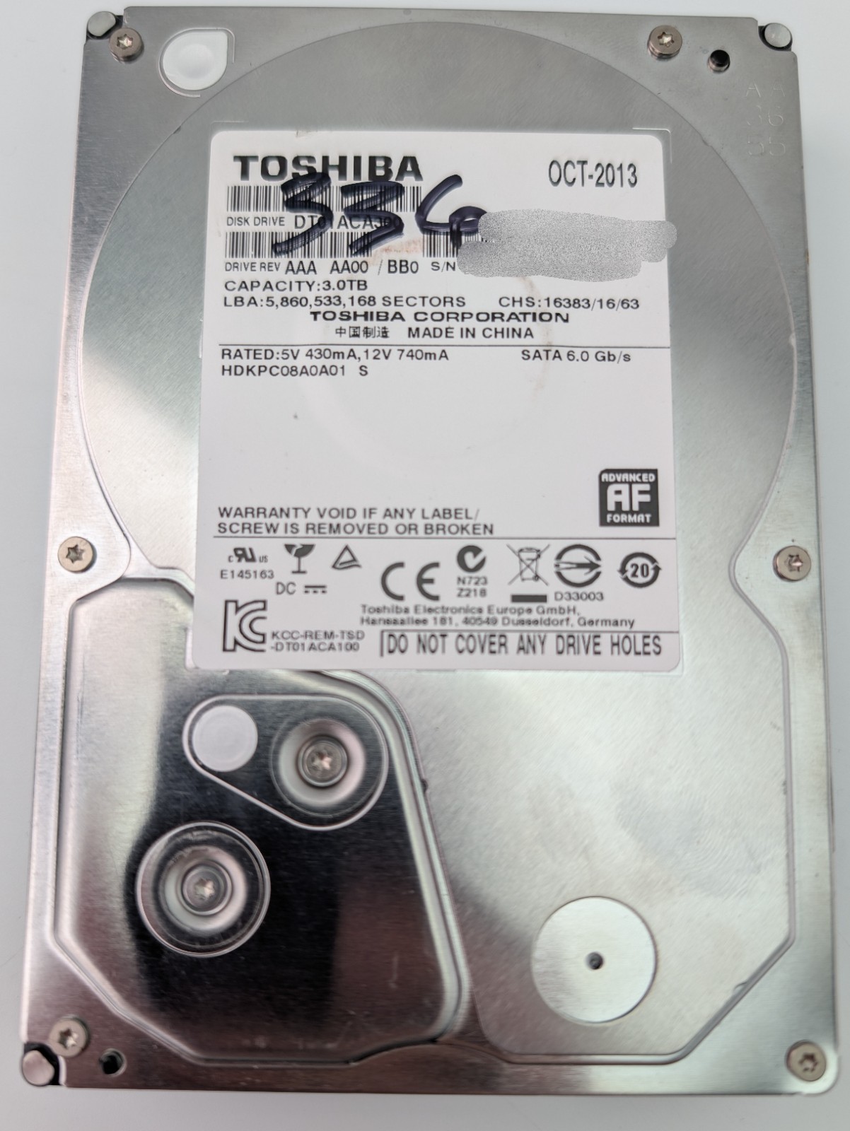 Toshiba DT01ACA300 3TB 3.5" SATA III 3.5 in Desktop Hard Drive