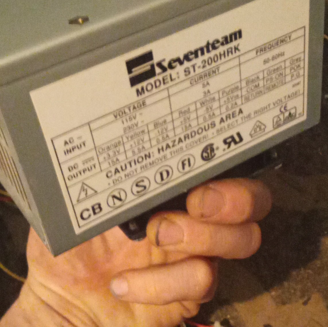 SEVENTEAM ST-200HRK 200W AT POWER SUPPLY W/POWER SWITCH CONNECTIOR