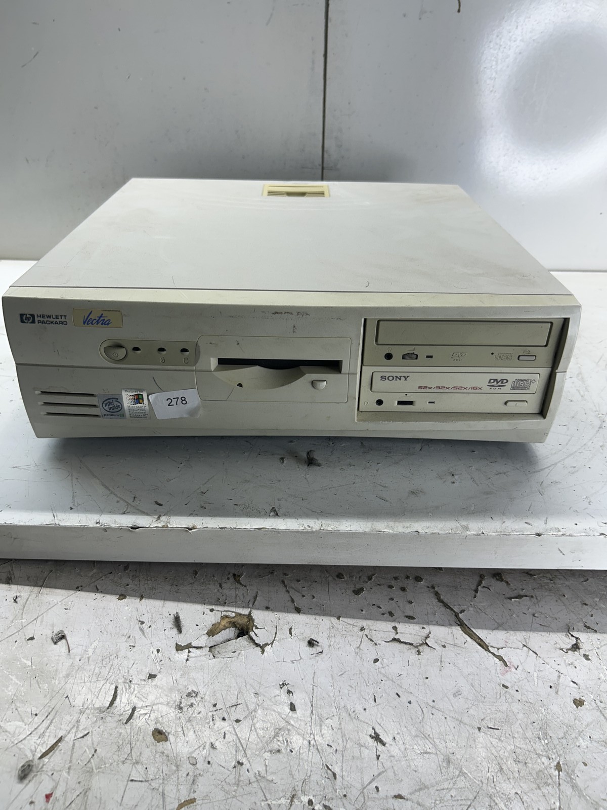 HP Vectra VL400 DT Intel Pentium III 933MHz 256MB NO HDD