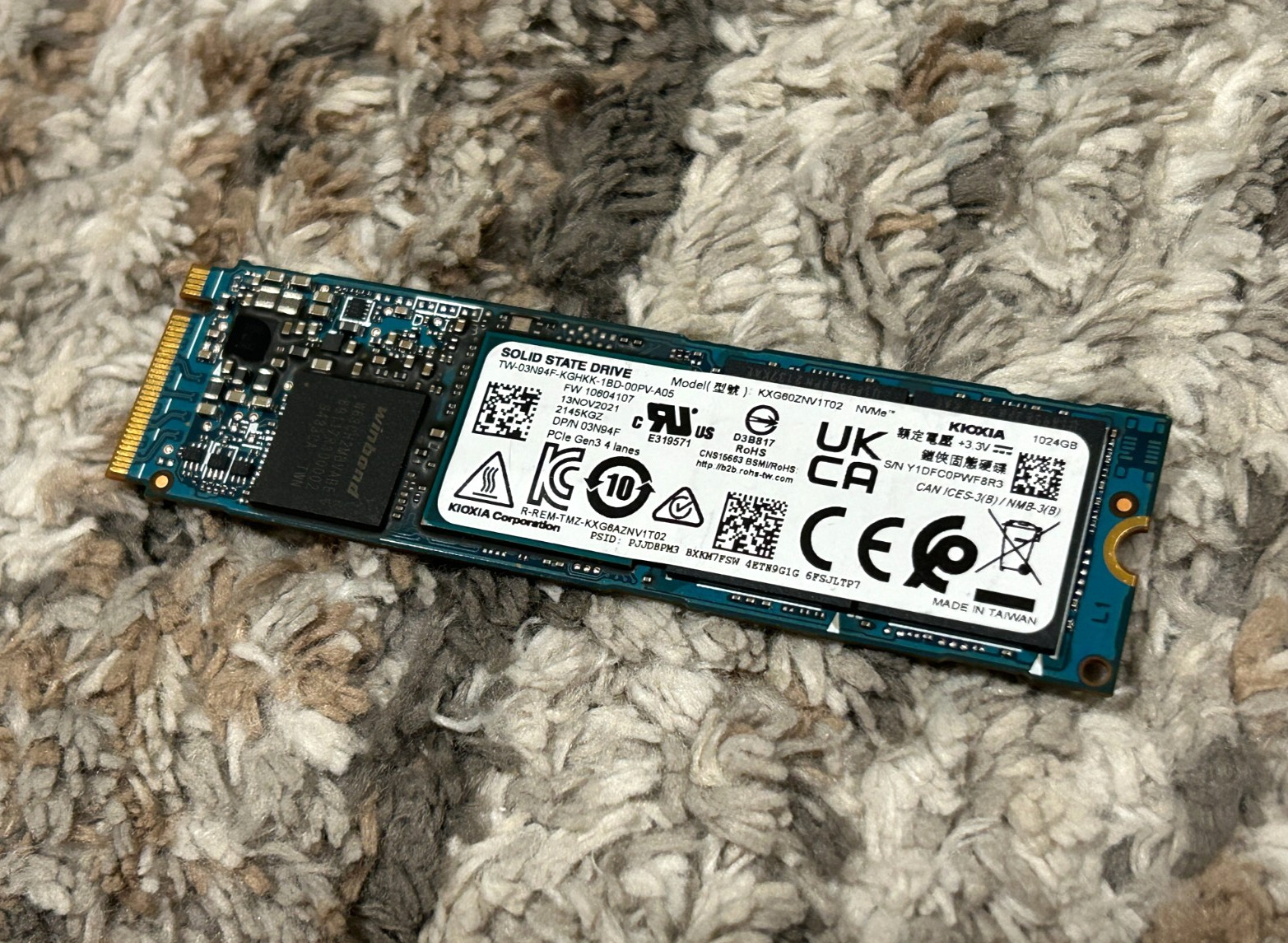 KIOXIA XG6 1TB NVMe M.2 2280 SSD KXG60ZNV1T02 PCIe Gen3 x4 96%