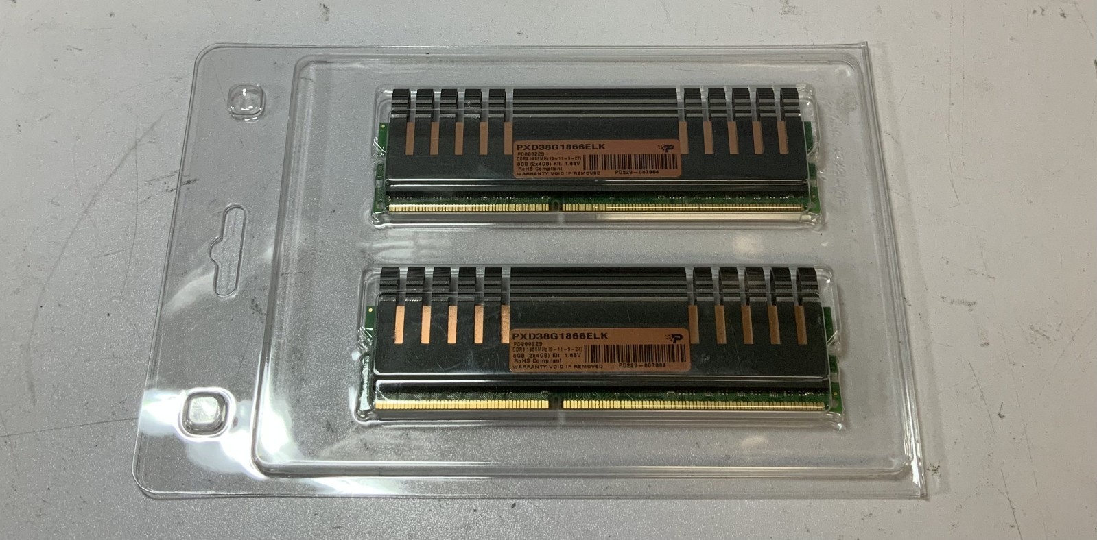 (Lot of 2) Patriot Viper Xtreme 8GB DDR3 1866MHz RAM Card (PXD38G1866ELK) "Q7E"