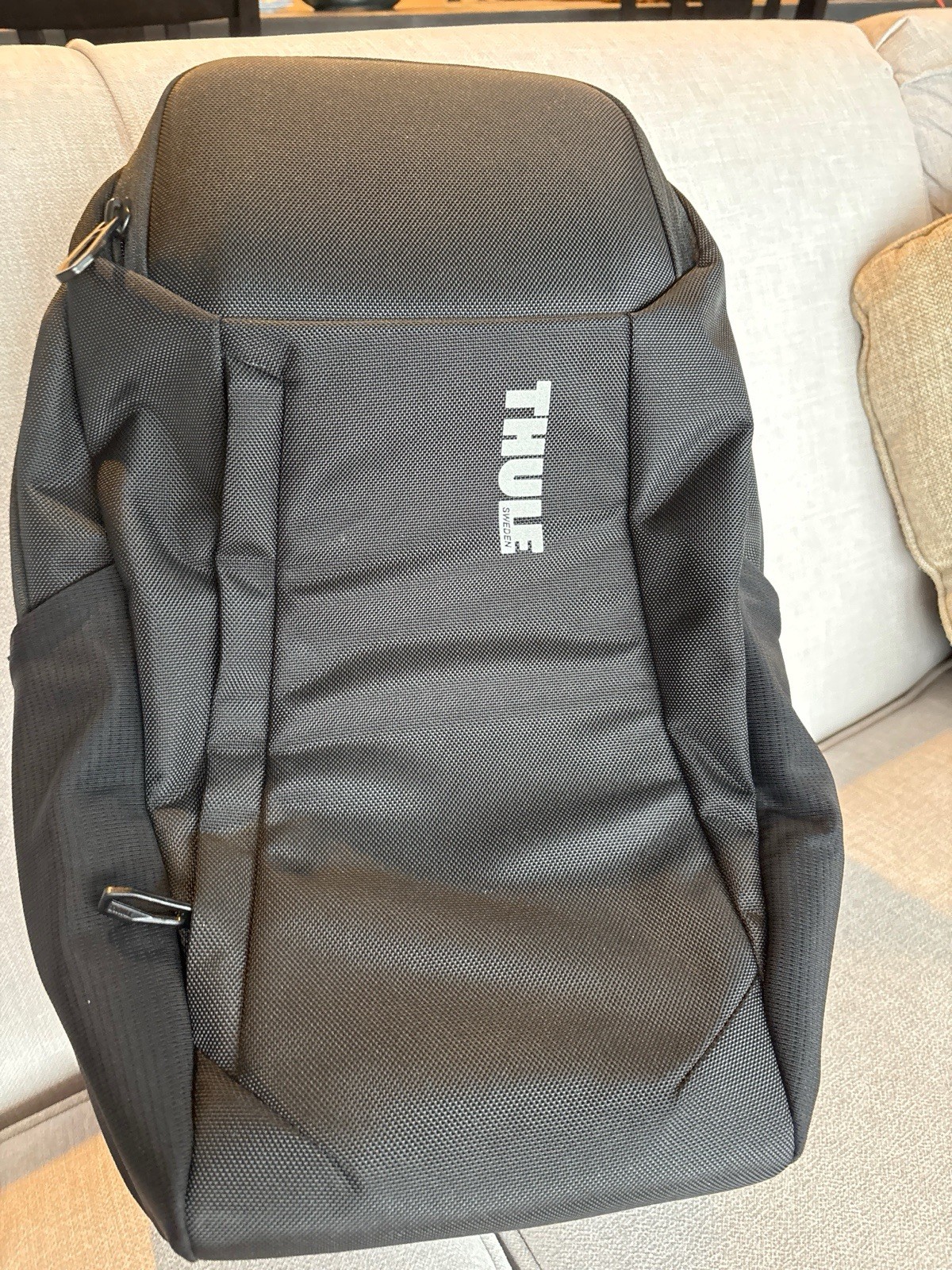 NWOT Thule Subterra 2 Laptop Backpack 21L Black 16" MacBook Travel Daypack