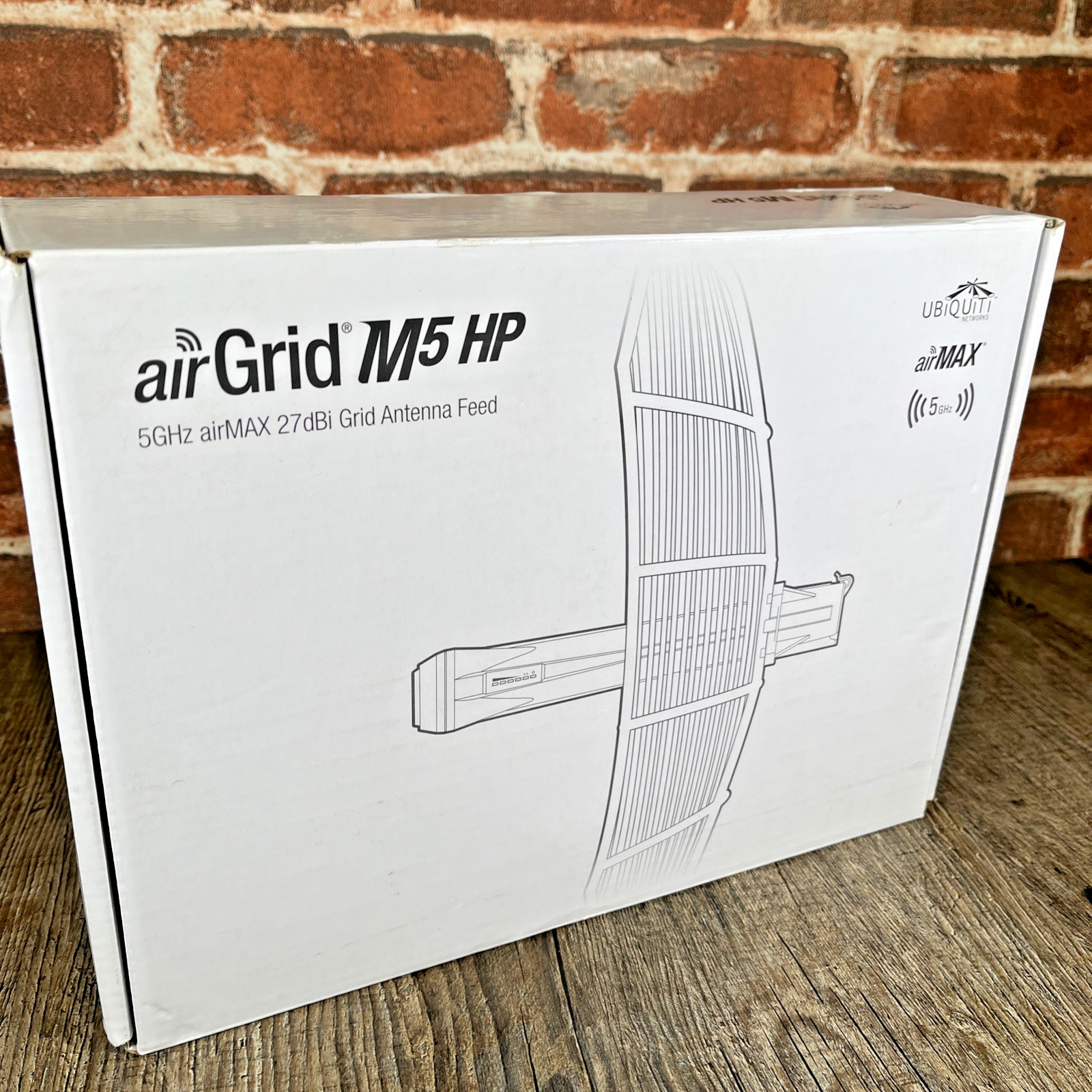 Ubiquiti airGrid M5 HP AG-HP-5G27 27 dBi 5 GHz Outdoor Wireless Kit Open Box