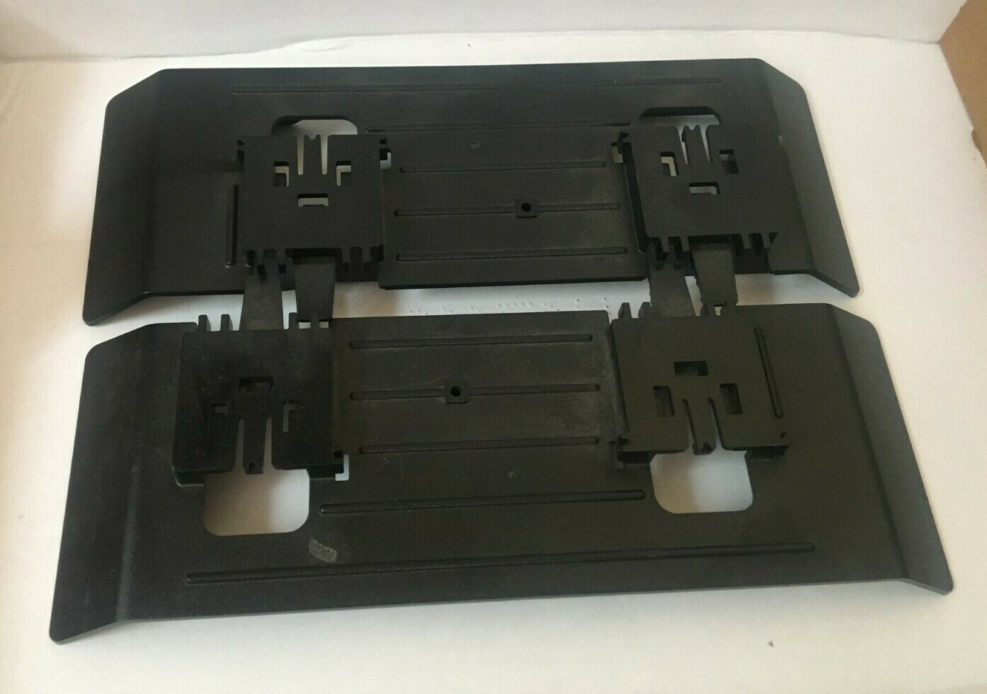 OEM Dell Base Stabilizer Stand Kit (Set of Two) Foot Pedestal Tower KF302 0KF302