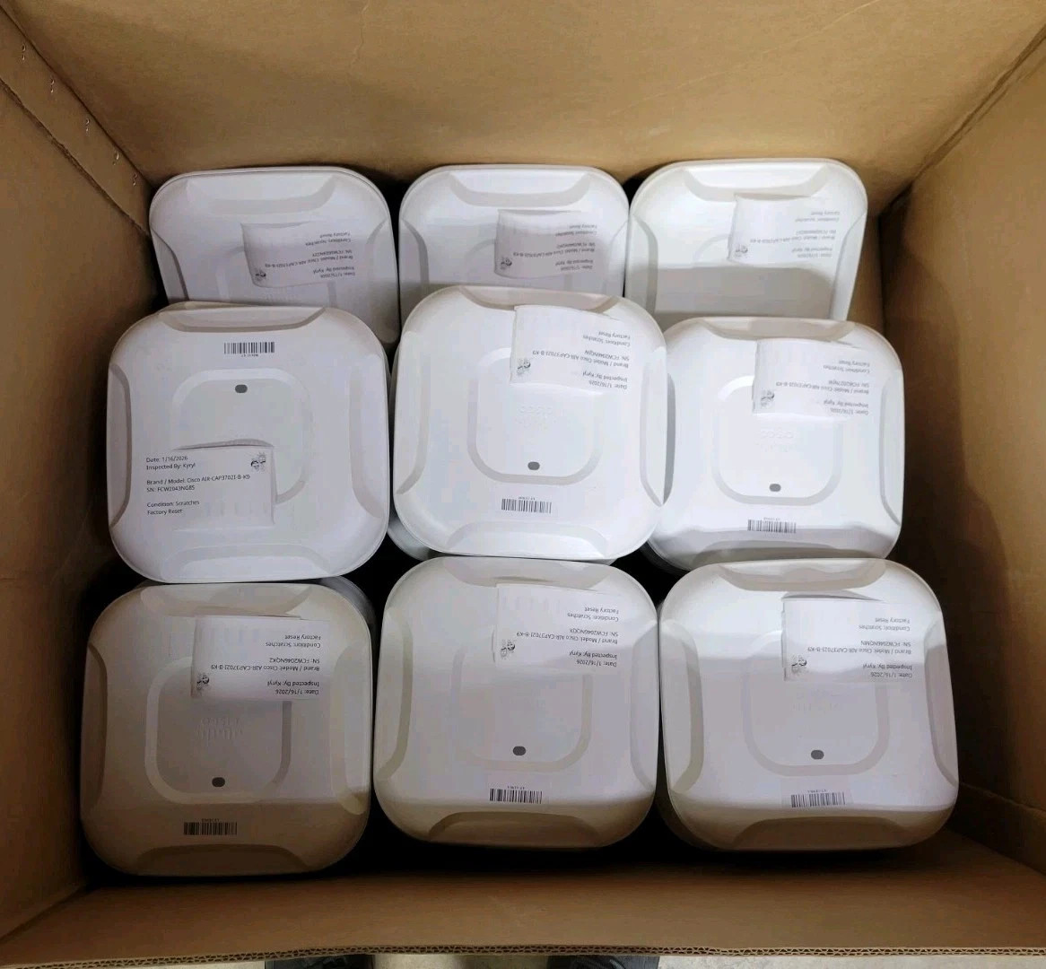 Lot of 32 Cisco Aironet 3700 Dual Band Access Point AIR-CAP3702I-B-K9