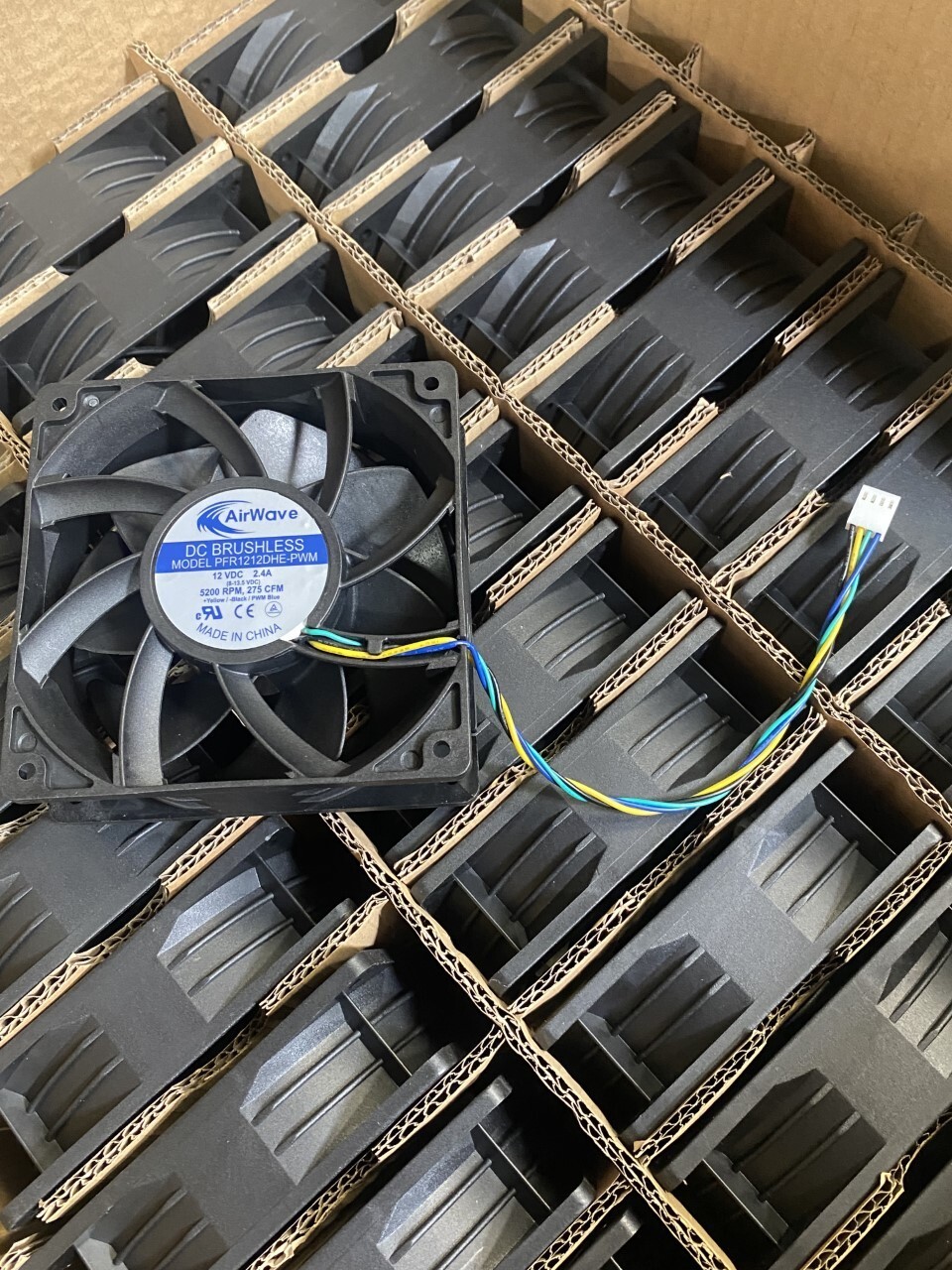 120MM Super High Airflow 275 CFM 5200 RPM 4Wire PWM Fan DC 12V (120X120X38 MM)