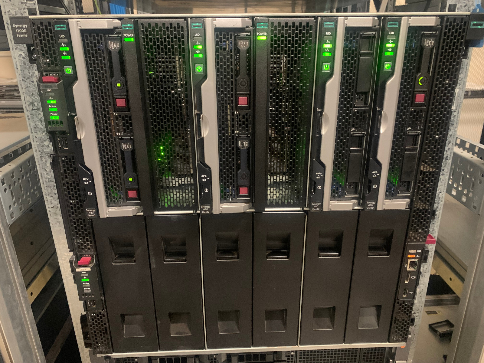 Machine Learning  AI Grid Setup 8x Gold CPU 2TB RAM 12288 NVIDIA CUDA core Tesla